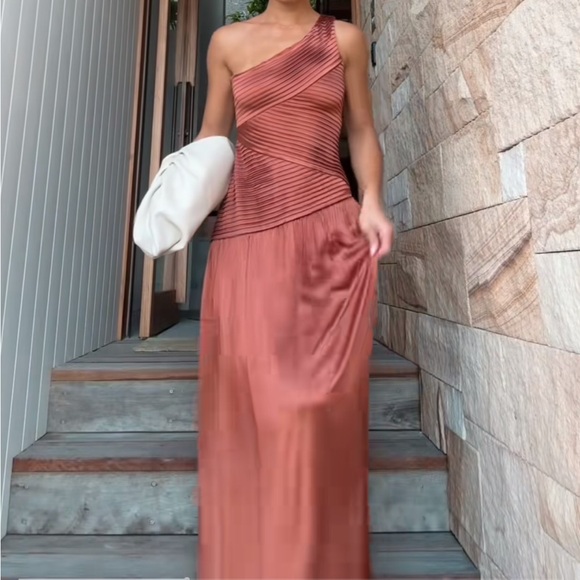 Meshki Jenna dress - Picture 5 of 5